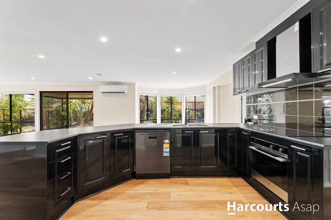 1 Kingston Avenue, Narre Warren South, VIC 3805, Narre Warren South - Thumbnail 4