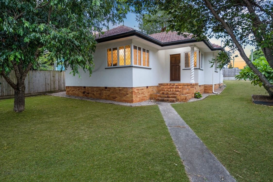 54 Rodney Street, WYNNUM WEST, QLD 4178, Wynnum West - Thumbnail 2