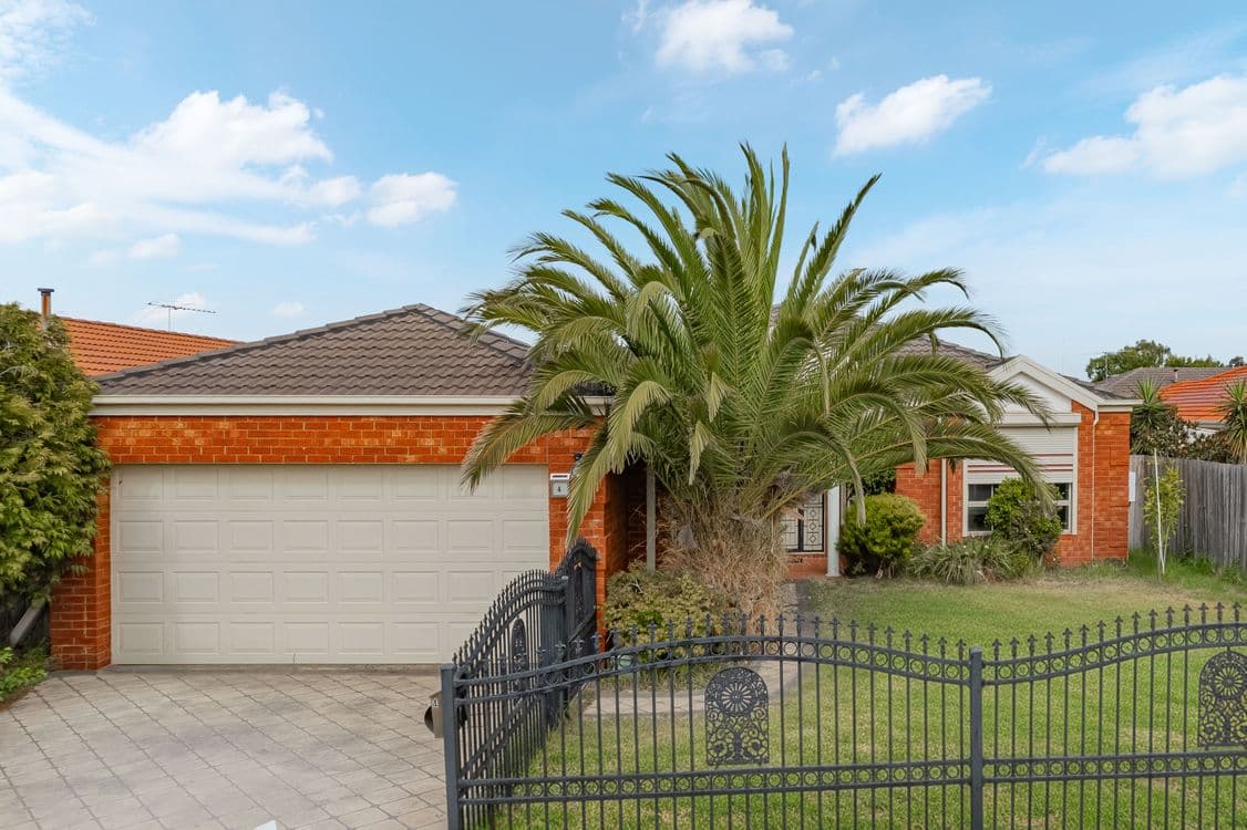 4 Villawood Avenue, ROXBURGH PARK, VIC 3064, Roxburgh Park - Image 1