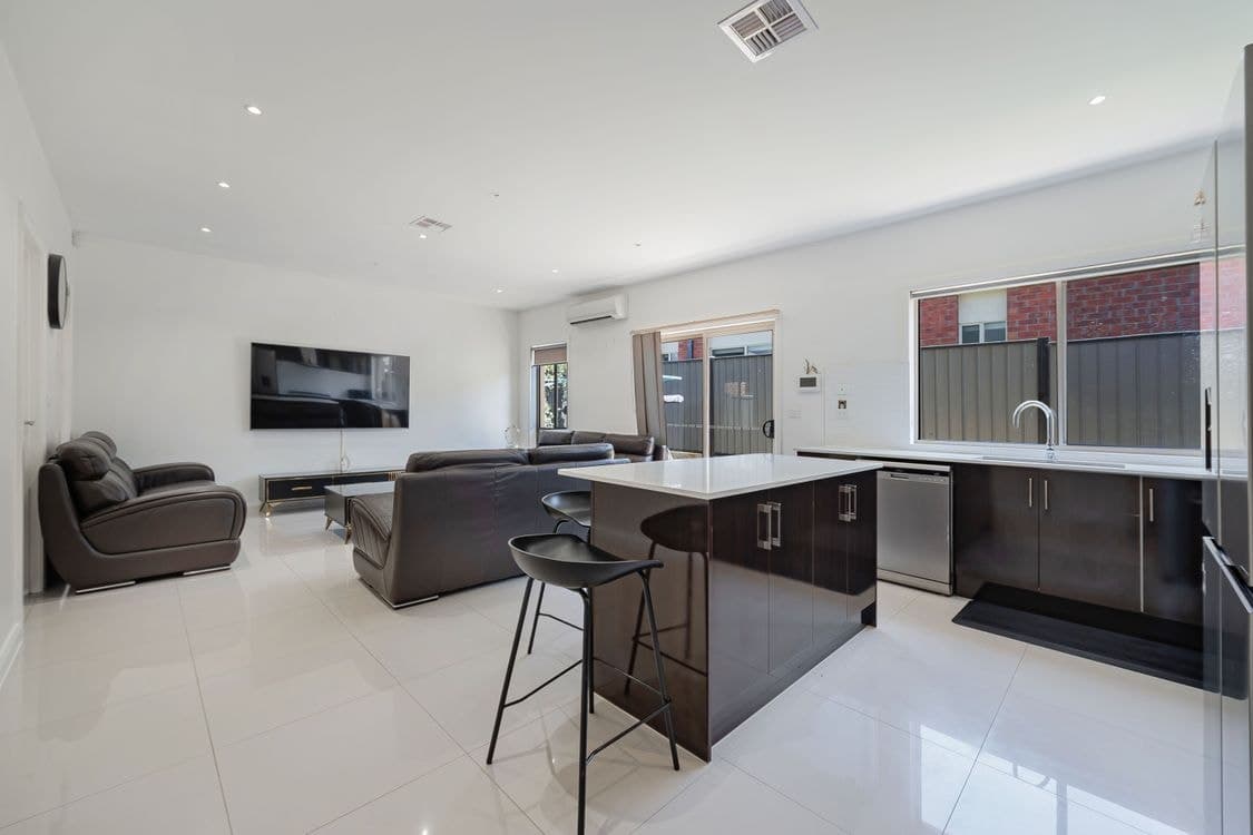 14 Lion Chase, CRAIGIEBURN, VIC 3064, Craigieburn - Thumbnail 3