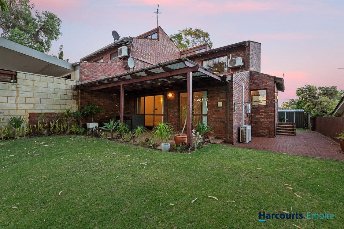 16A Wilton Place, SCARBOROUGH, WA 6019, Scarborough - Thumbnail 3