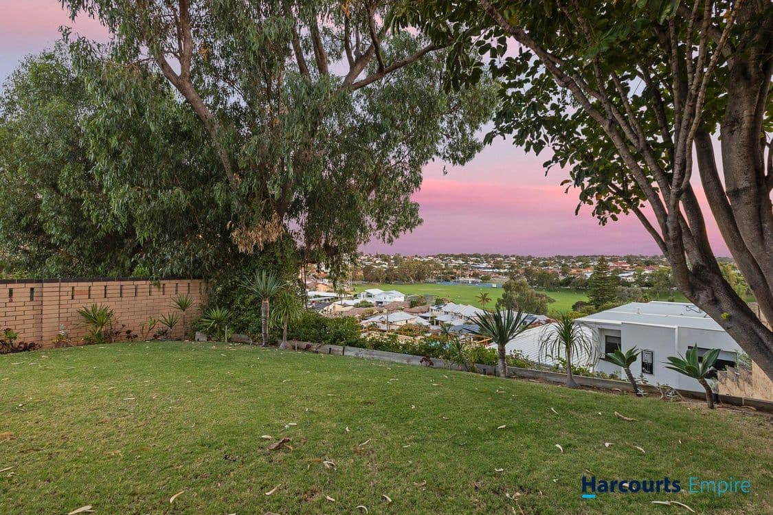 16A Wilton Place, SCARBOROUGH, WA 6019, Scarborough - Thumbnail 4