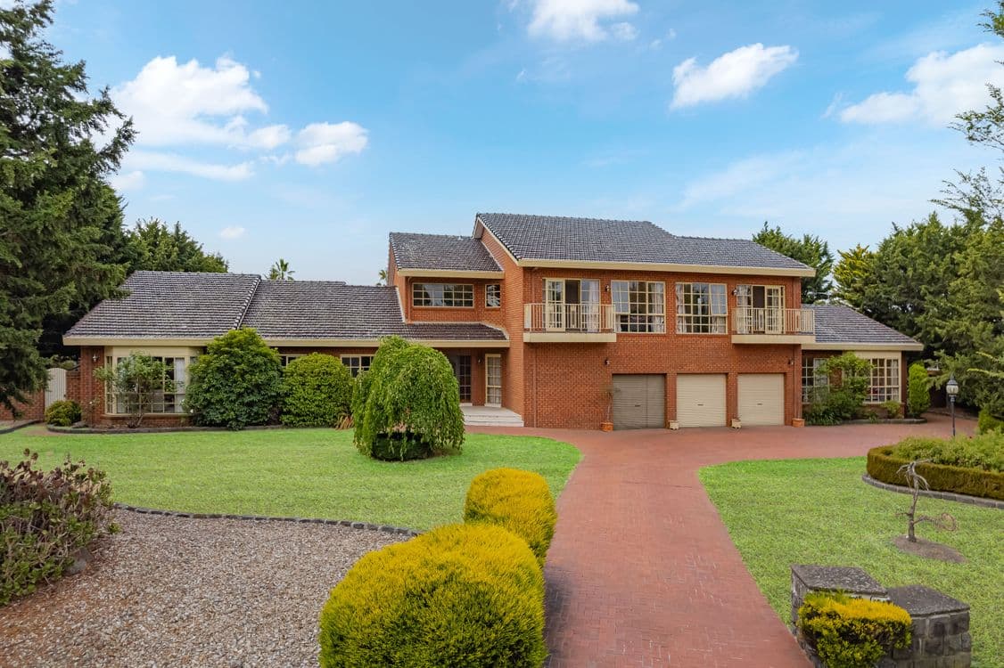 24 Elphinstone Boulevard, GREENVALE, VIC 3059, Greenvale - Image 1