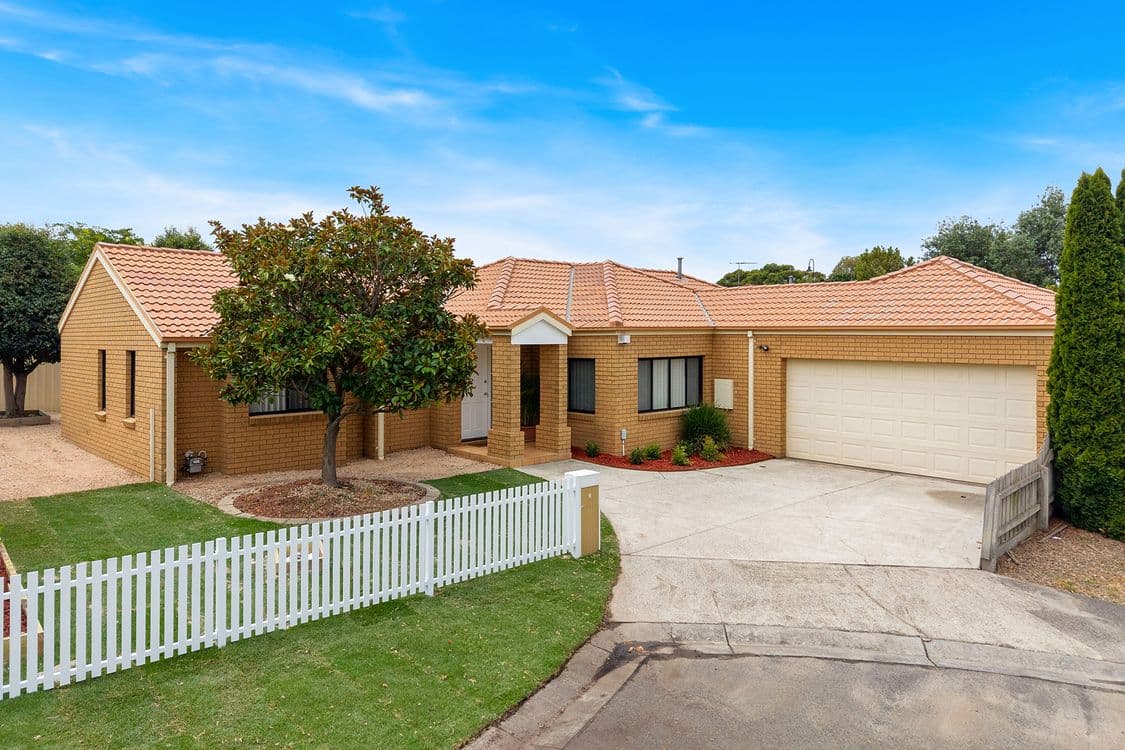 6 Avonlea Court, ROXBURGH PARK, VIC 3064, Roxburgh Park - Thumbnail 3