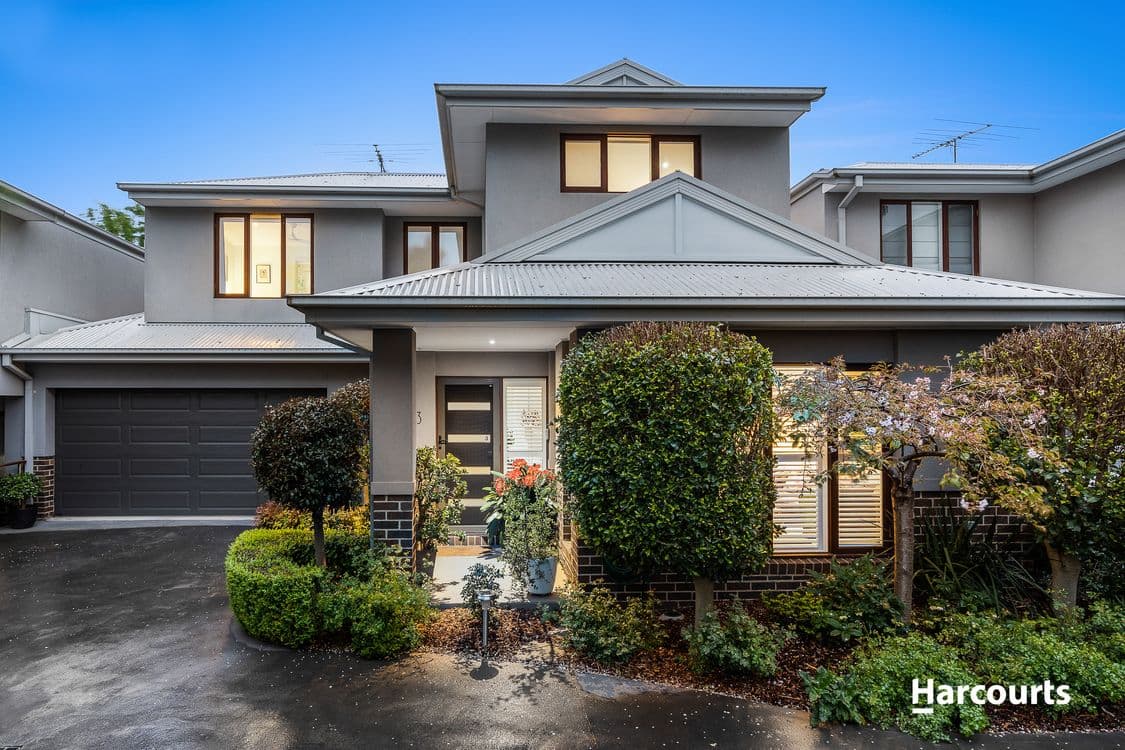 3/12 Newbigin Street, BURWOOD, VIC 3125, Burwood - Image 1