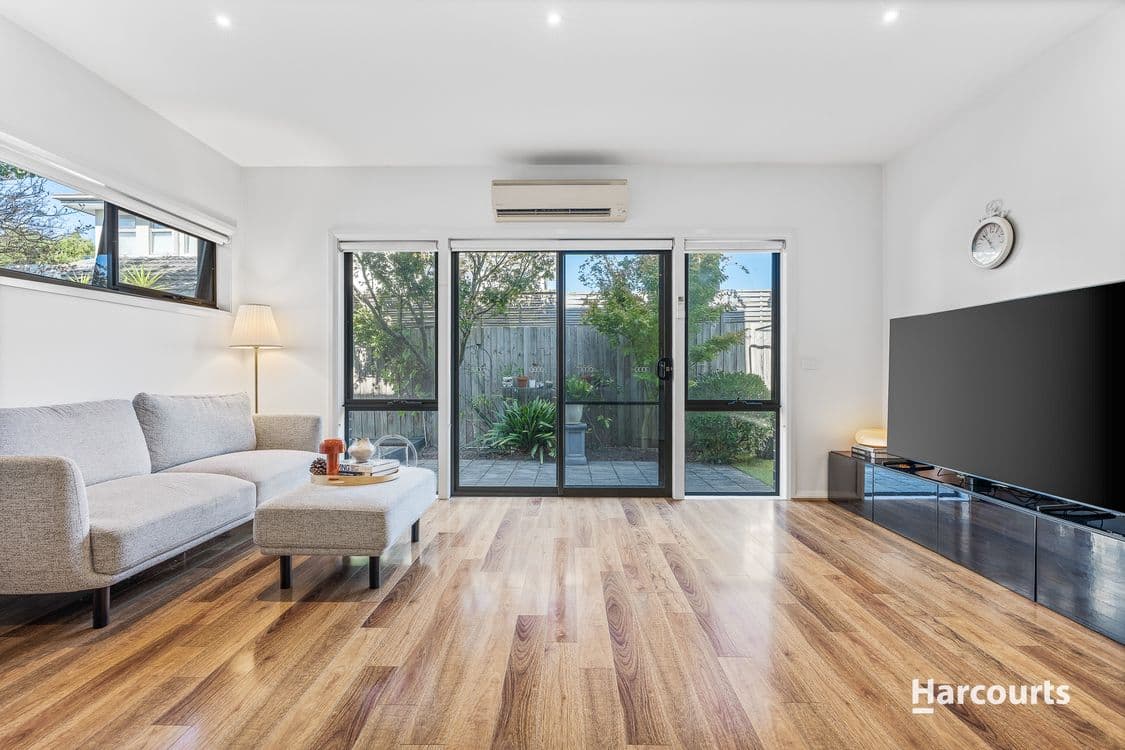 3/12 Newbigin Street, BURWOOD, VIC 3125, Burwood - Thumbnail 2