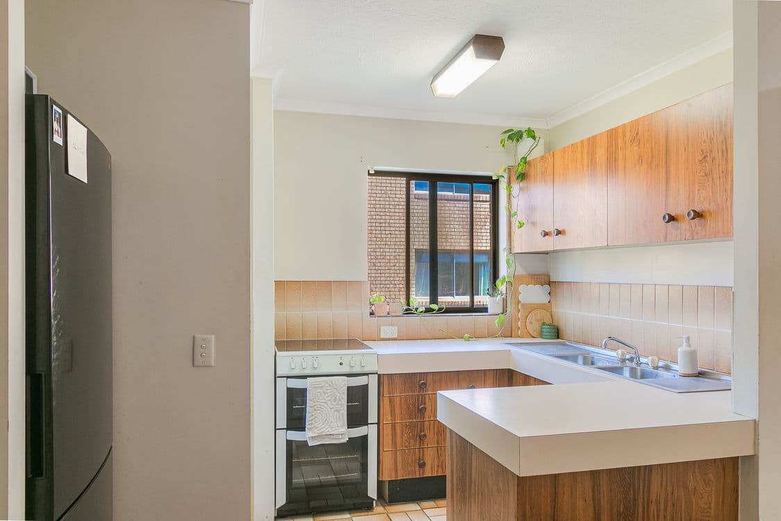 4/44 Coolangatta Road, COOLANGATTA, QLD 4225, Coolangatta - Thumbnail 2