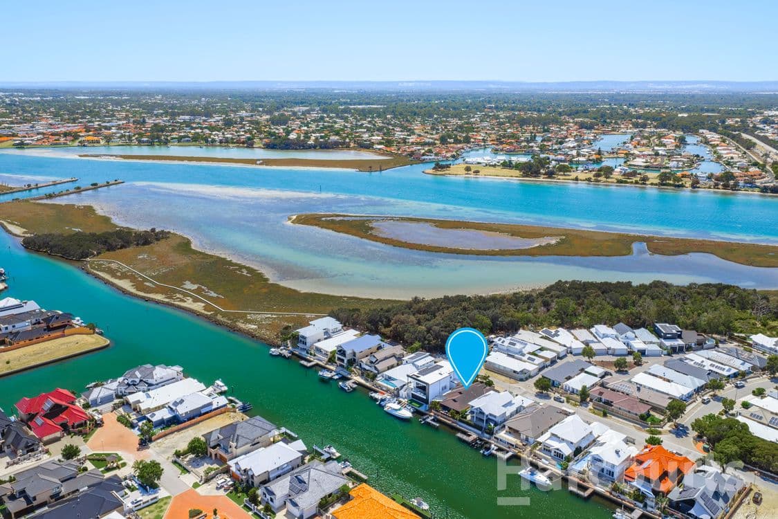 39 Leisure Way, HALLS HEAD, WA 6210, Halls Head - Thumbnail 3