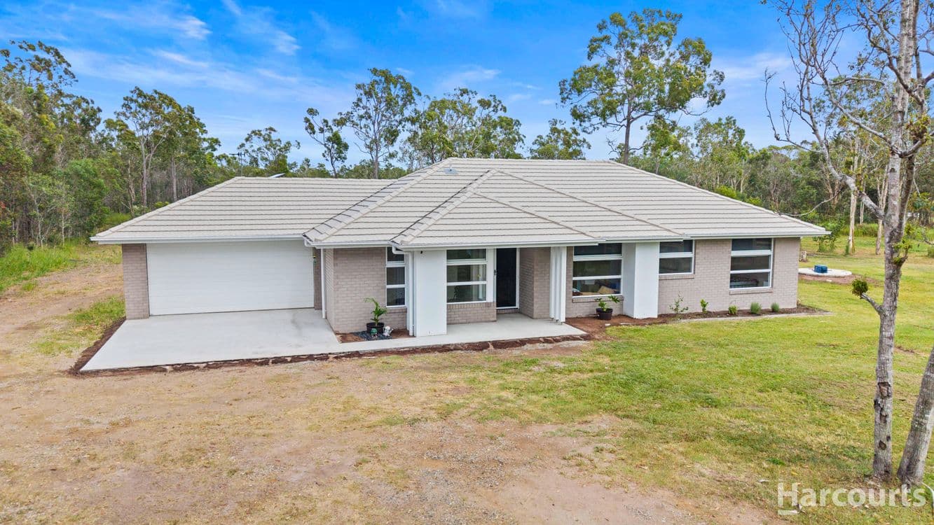 325 Pacific Haven Drive, PACIFIC HAVEN, QLD 4659, Pacific Haven - Thumbnail 2