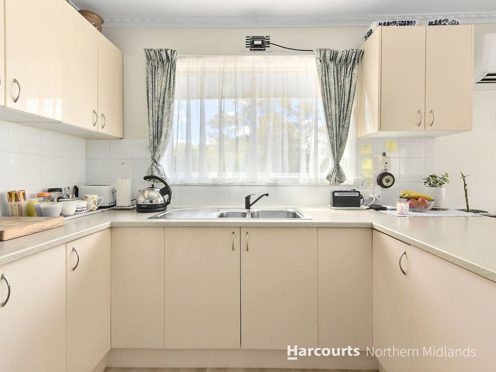 172 Bridge Street, CAMPBELL TOWN, TAS 7210, Campbell Town - Thumbnail 4