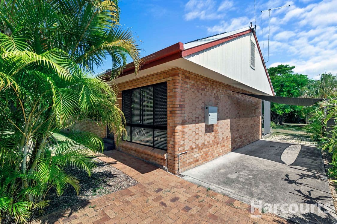 19 Truro Street, TORQUAY, QLD 4655, Torquay - Thumbnail 2