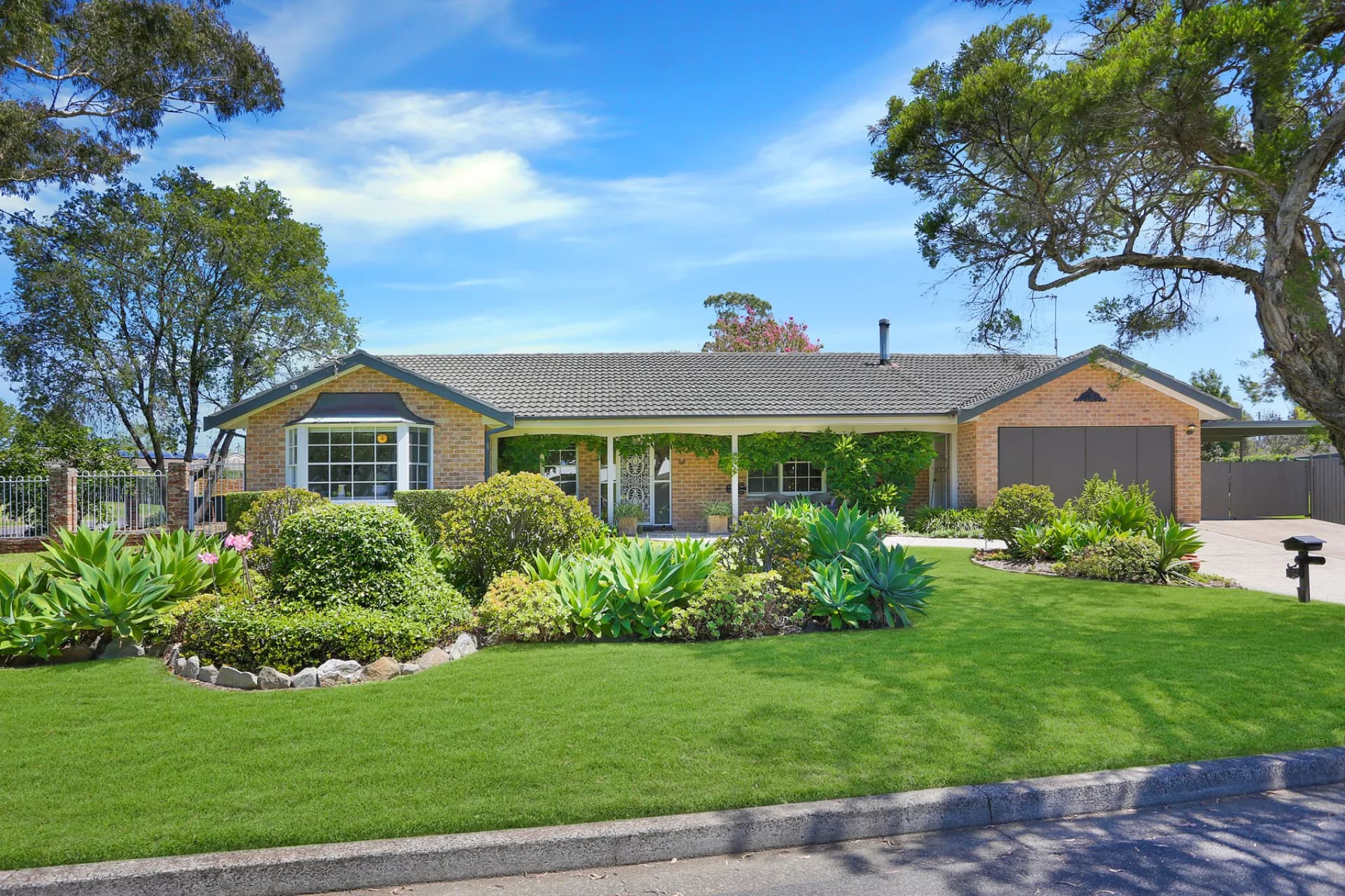 12 Parkview Avenue, Glenorie, NSW, Glenorie - Thumbnail 2