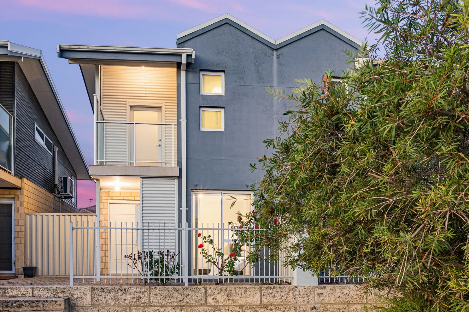 4/1 Positano Crescent, Yangebup - Thumbnail 2