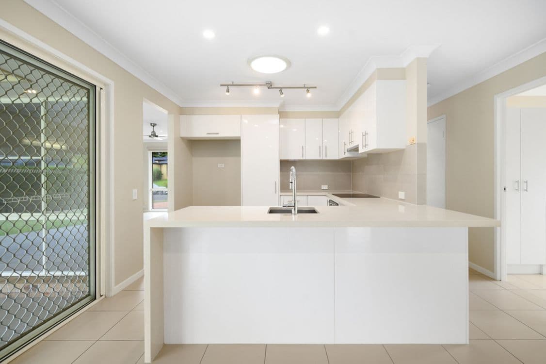 30 Urangan Court, Helensvale, QLD 4212, Helensvale - Thumbnail 4