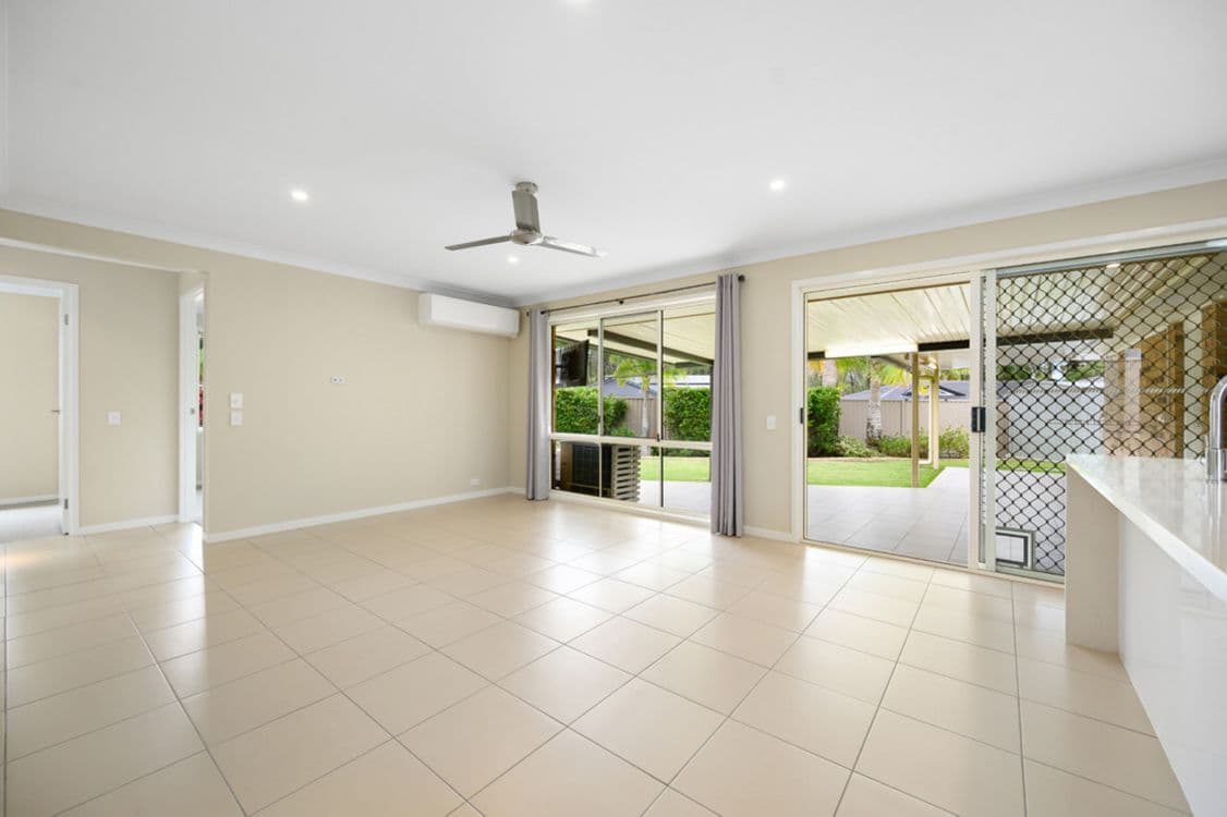 30 Urangan Court, Helensvale, QLD 4212, Helensvale - Thumbnail 5