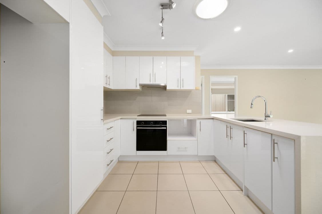 30 Urangan Court, Helensvale, QLD 4212, Helensvale - Thumbnail 8