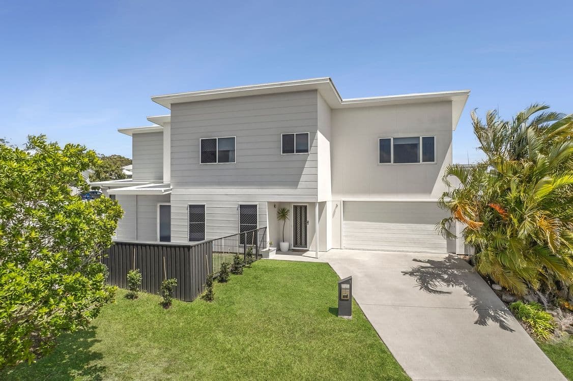 1 Summerland Street, PEREGIAN BEACH, QLD 4573, Peregian Beach - Thumbnail 2
