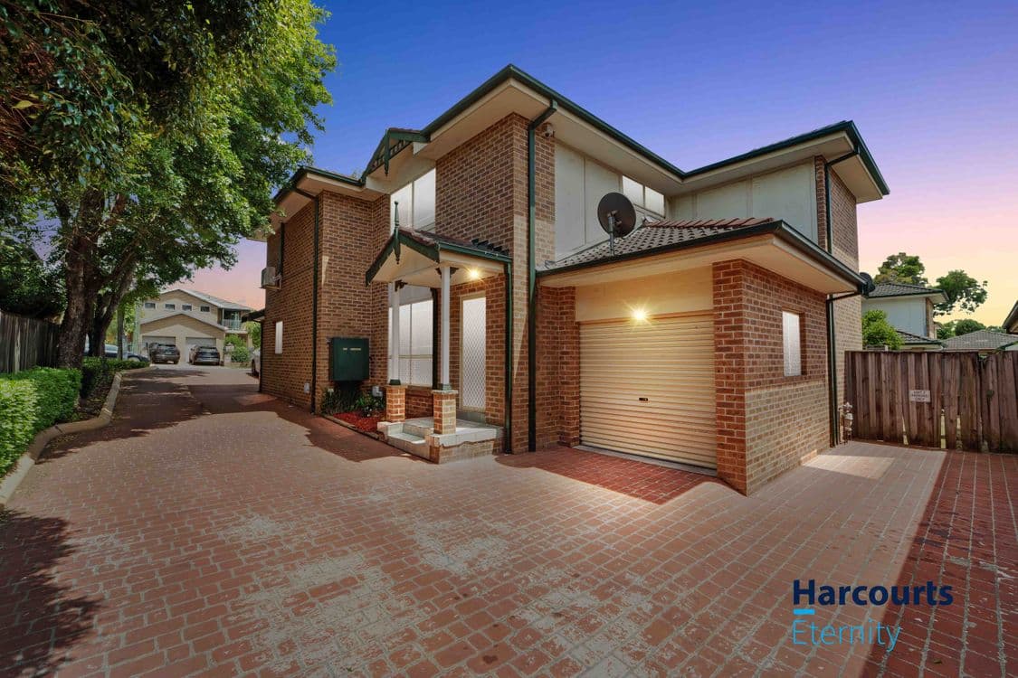 2/163 Targo Road, GIRRAWEEN, NSW 2145, Girraween - Image 1