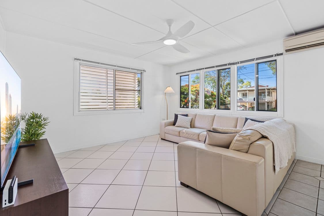 23 Cabanda Street, WYNNUM WEST, QLD 4178, Wynnum West - Thumbnail 2
