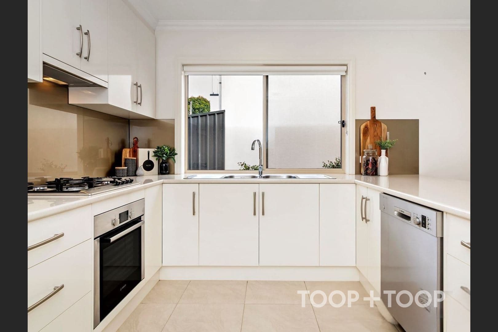 22 Broughton Street,Glenside SA 5065, Glenside - Thumbnail 4
