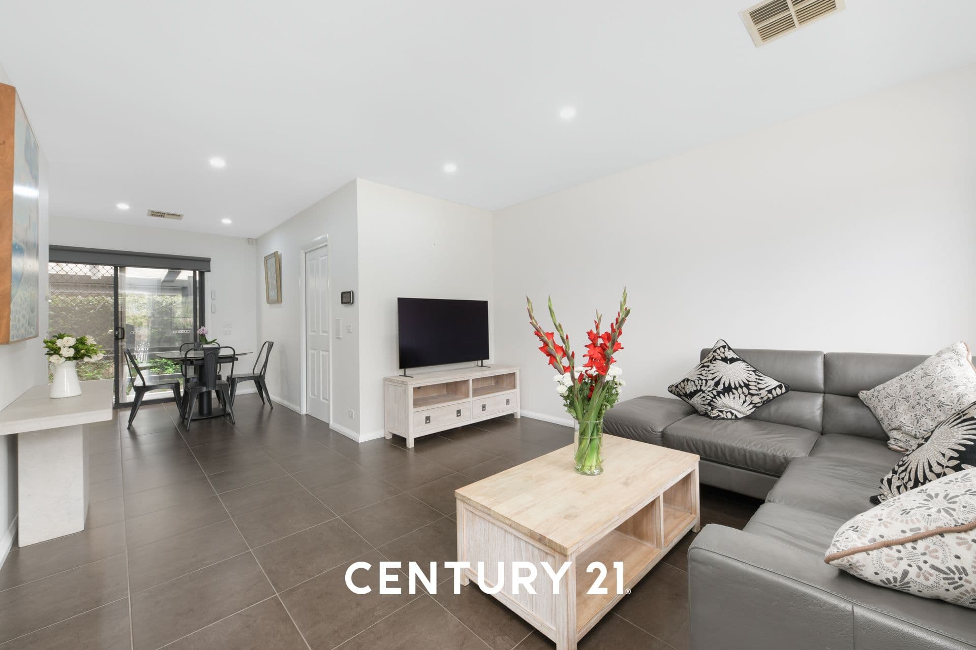 1 Strelden Avenue, Oakleigh East, VIC, 3166, Oakleigh East - Thumbnail 3