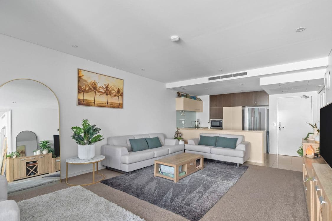 604/89 Surf Parade, Broadbeach, QLD 4218, Broadbeach - Thumbnail 5