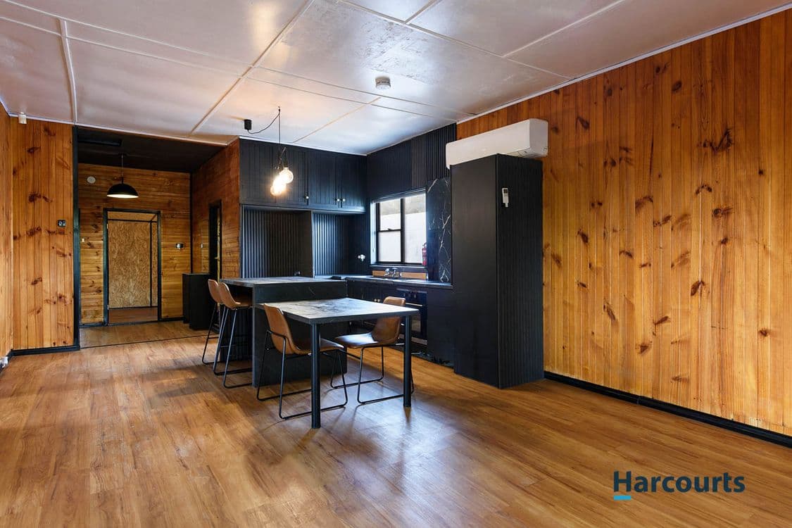 10 Alec Street, ROSEBERY, TAS 7470, Rosebery - Thumbnail 3