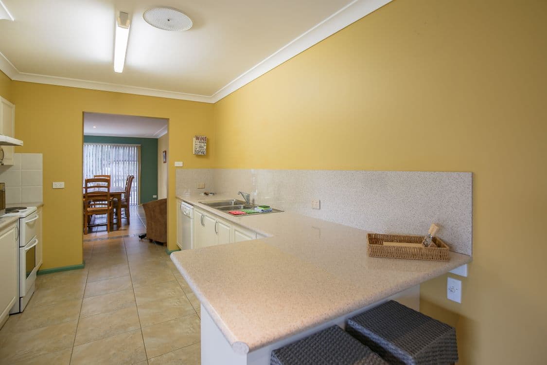 1/17-19 Peter Crescent, BATEHAVEN, NSW 2536, Batehaven - Thumbnail 5