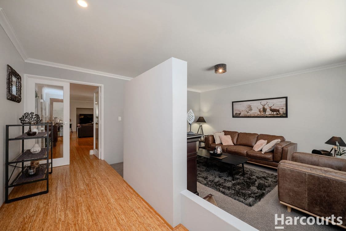 6 Shiralee Bend, CARRAMAR, WA 6031, Carramar - Thumbnail 4