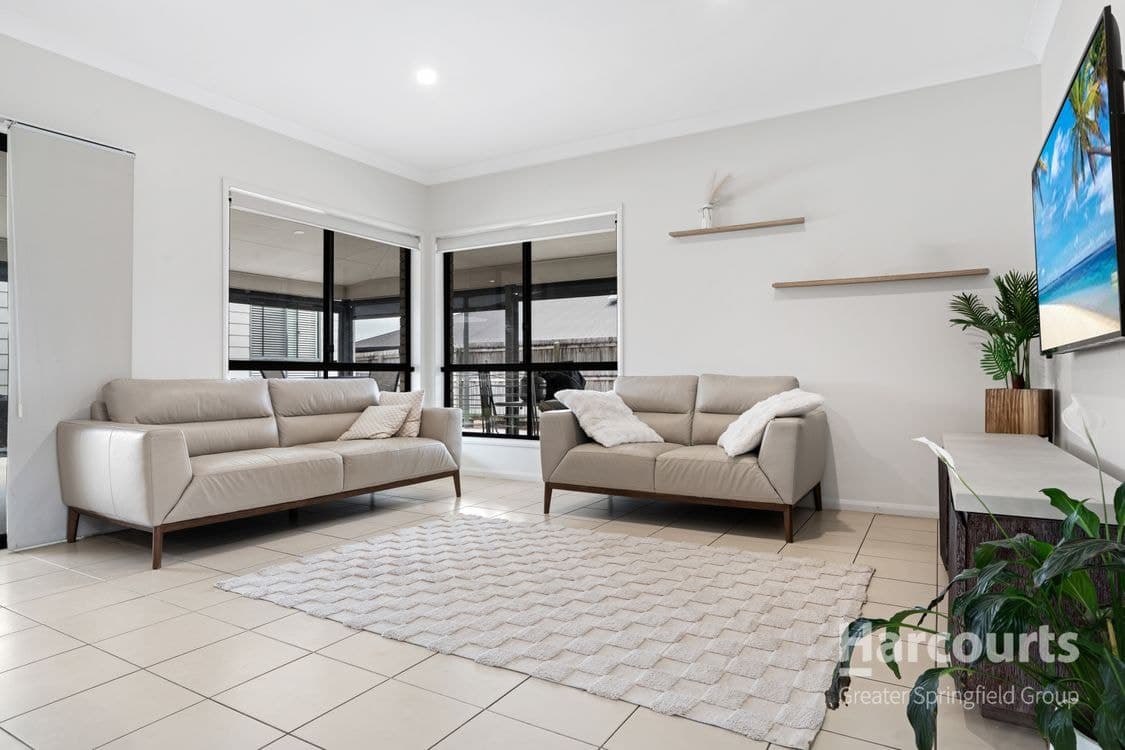 9 Robyn Court, LOGAN VILLAGE, QLD 4207, Logan Village - Thumbnail 5