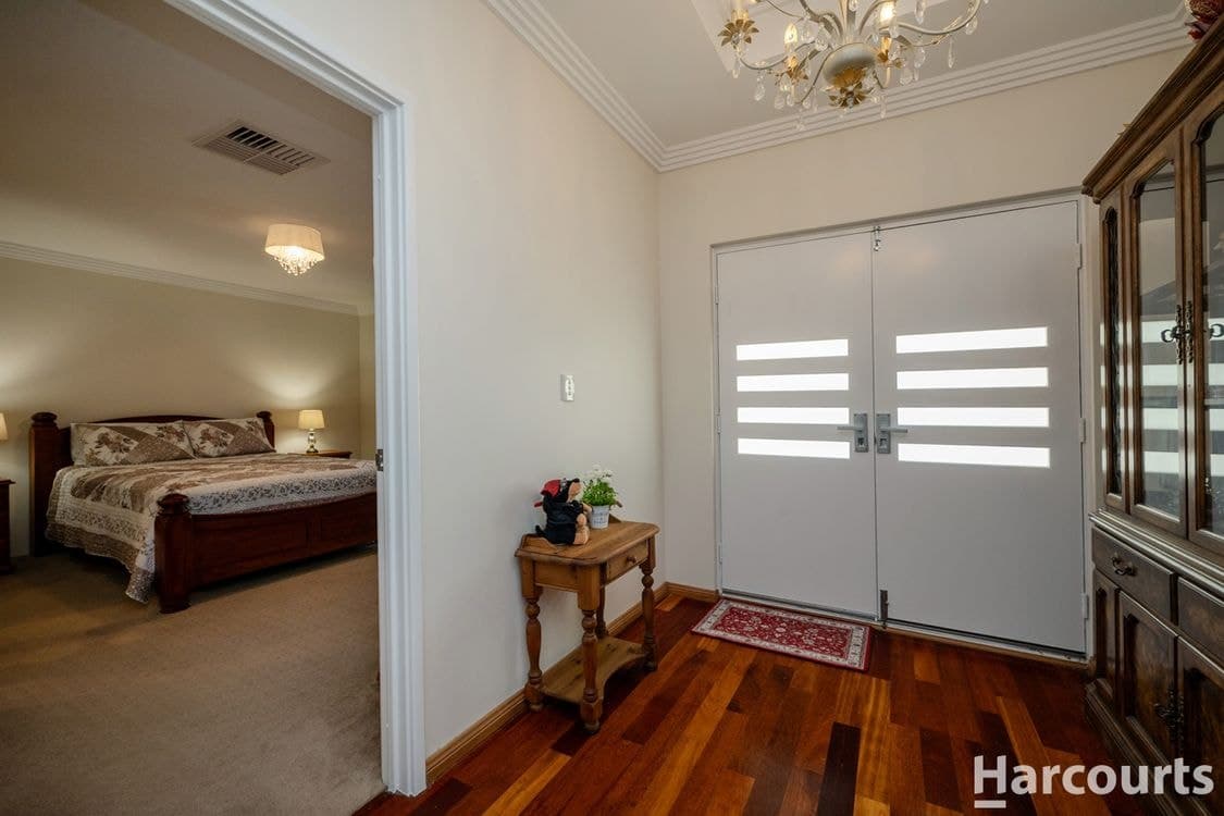 46 LaBianca Vista, CARRAMAR, WA 6031, Carramar - Thumbnail 3