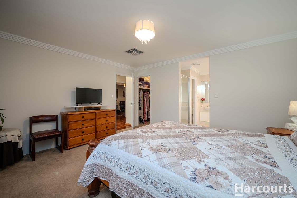 46 LaBianca Vista, CARRAMAR, WA 6031, Carramar - Thumbnail 5
