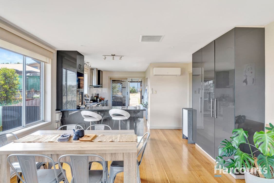 91 West Barrack Street, DELORAINE, TAS 7304, Deloraine - Thumbnail 2