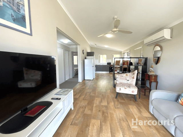 H32/14 Ibis Boulevard, ELI WATERS, QLD 4655, Eli Waters - Thumbnail 3