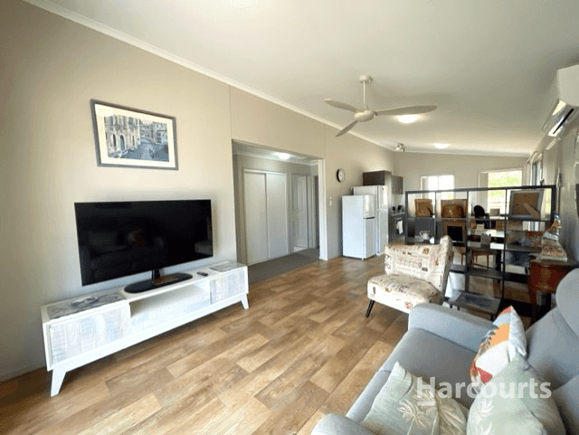 H32/14 Ibis Boulevard, ELI WATERS, QLD 4655, Eli Waters - Thumbnail 4