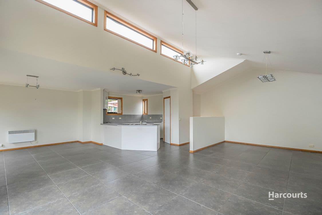 79 Chardonnay Drive, BERRIEDALE, TAS 7011, Berriedale - Thumbnail 4