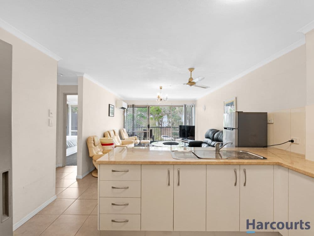 15/383 Esplanade, TORQUAY, QLD 4655, Torquay - Thumbnail 4