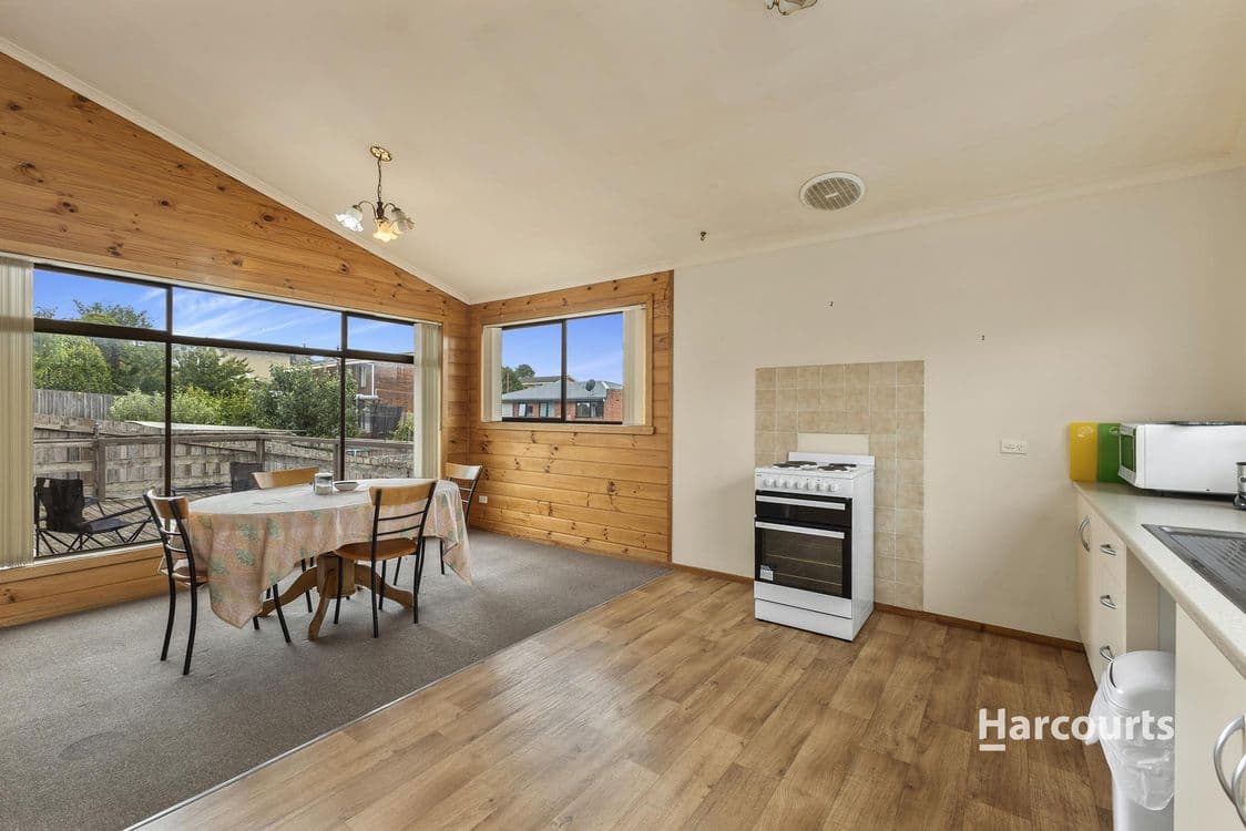 2/36 Chanel Street North, PARK GROVE, TAS 7320, Park Grove - Thumbnail 6