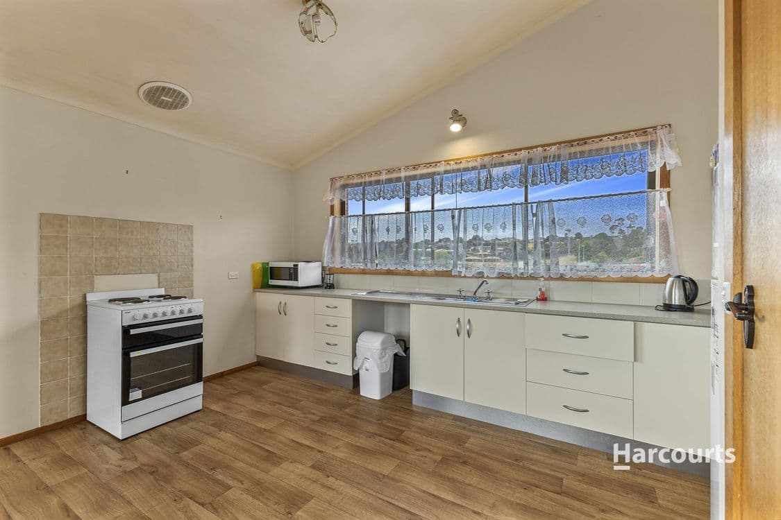 2/36 Chanel Street North, PARK GROVE, TAS 7320, Park Grove - Thumbnail 7