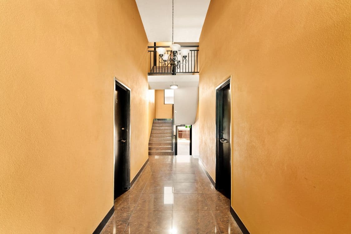 1/66 Loudon Street, Sandgate, QLD 4017, Sandgate - Thumbnail 2