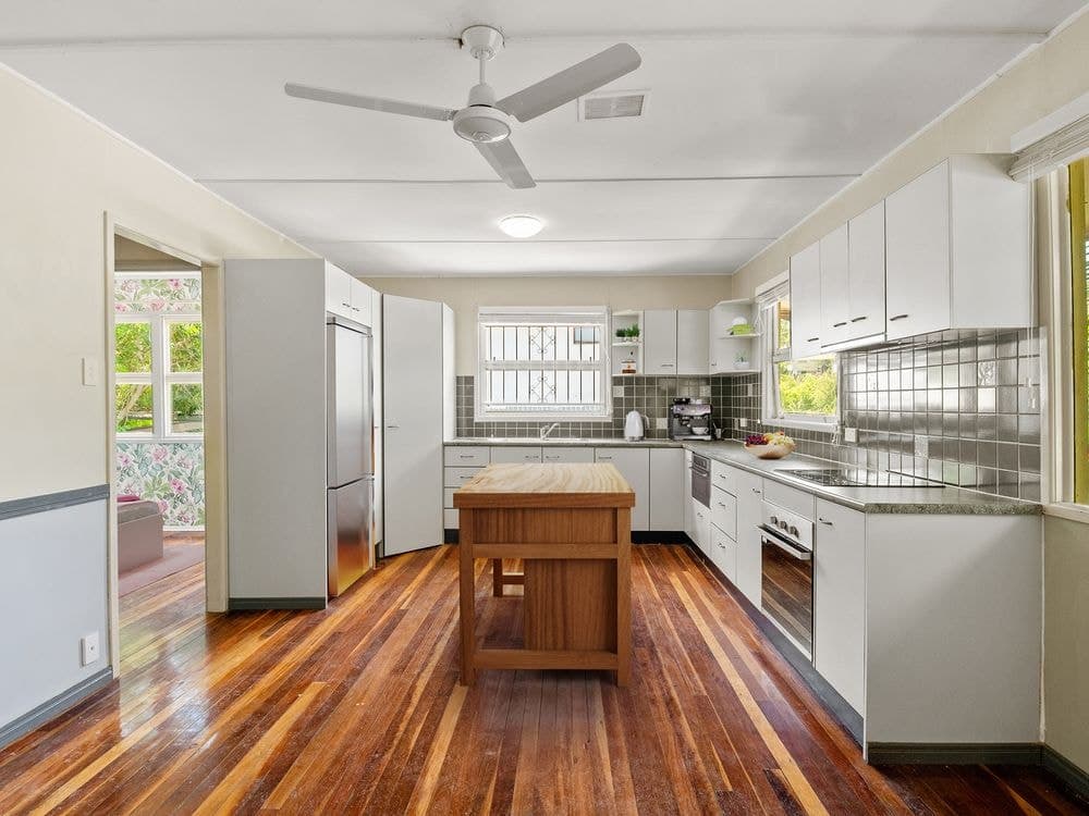 62 Gladstone Road, SADLIERS CROSSING, QLD 4305, Sadliers Crossing - Thumbnail 3