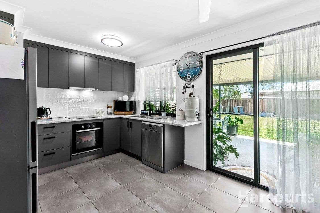 15 Annie Street, HOWARD, QLD 4659, Howard - Thumbnail 2