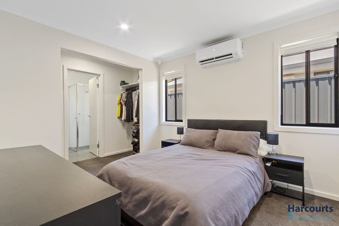 30B Barker Crescent, SMITHFIELD PLAINS, SA 5114, Smithfield Plains - Thumbnail 2
