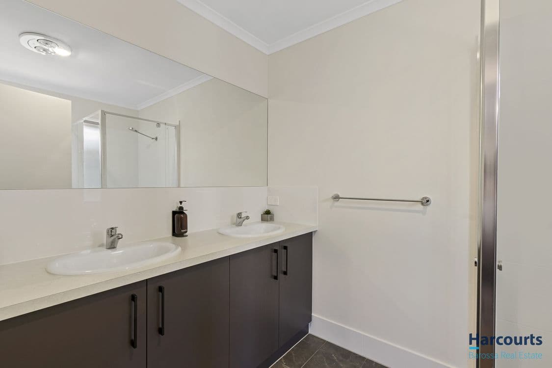 30B Barker Crescent, SMITHFIELD PLAINS, SA 5114, Smithfield Plains - Thumbnail 3