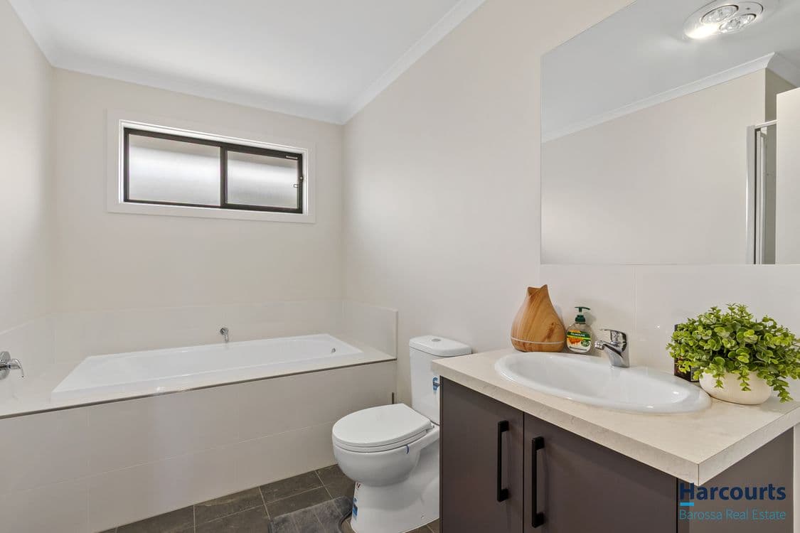 30B Barker Crescent, SMITHFIELD PLAINS, SA 5114, Smithfield Plains - Thumbnail 5