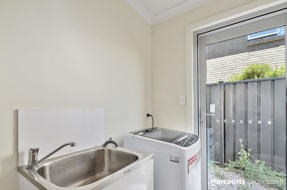 1/24 Hortus Place, NEWNHAM, TAS 7248, Newnham - Thumbnail 7