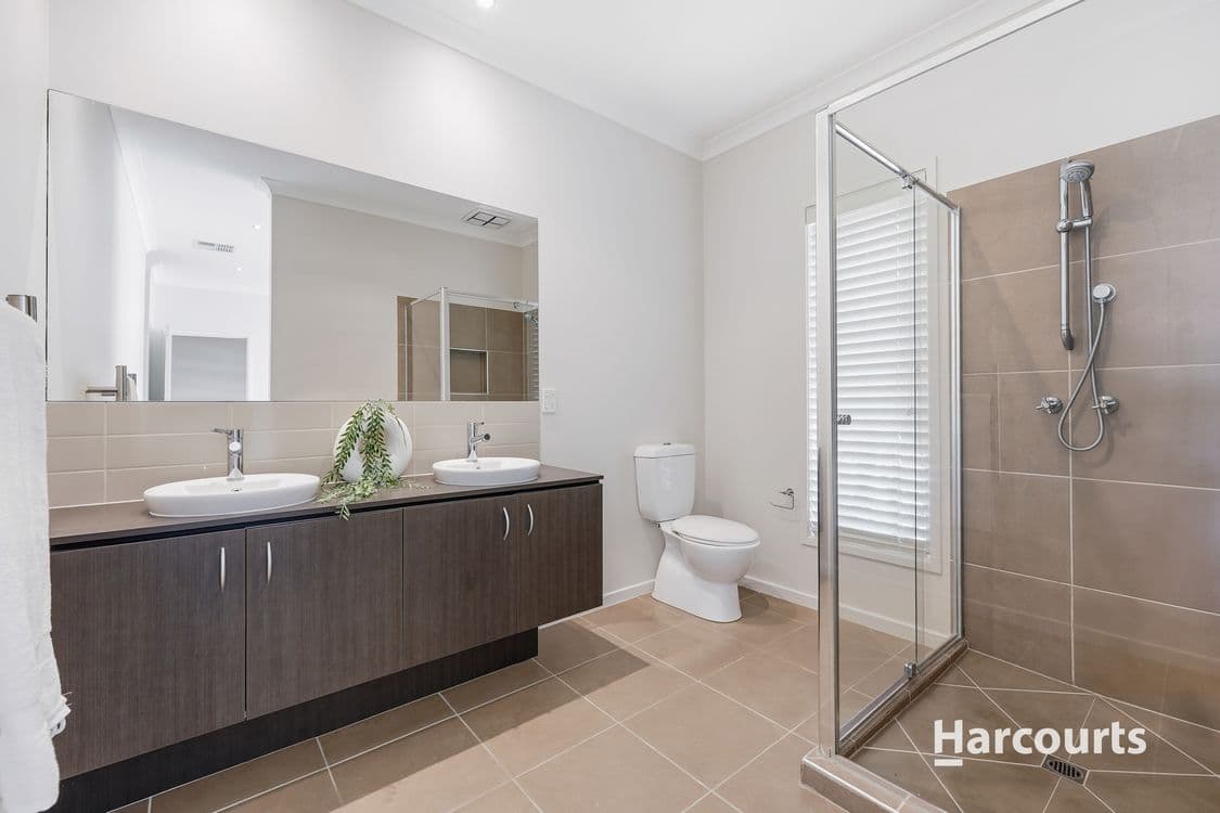 3274/9 Southern Bell Street, Officer, VIC 3809, Officer - Thumbnail 3