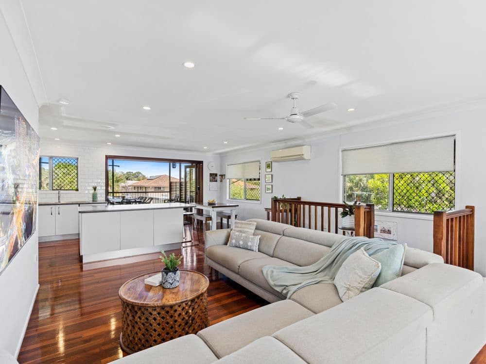 11 Gaywood Street, WYNNUM WEST, QLD 4178, Wynnum West - Thumbnail 4