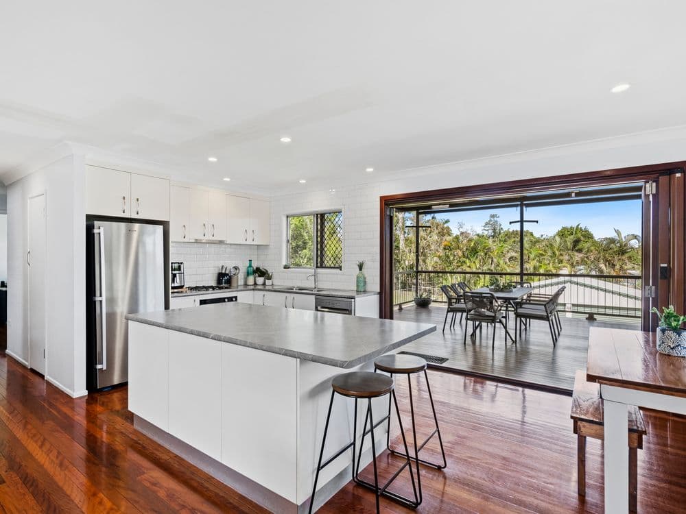 11 Gaywood Street, WYNNUM WEST, QLD 4178, Wynnum West - Thumbnail 5
