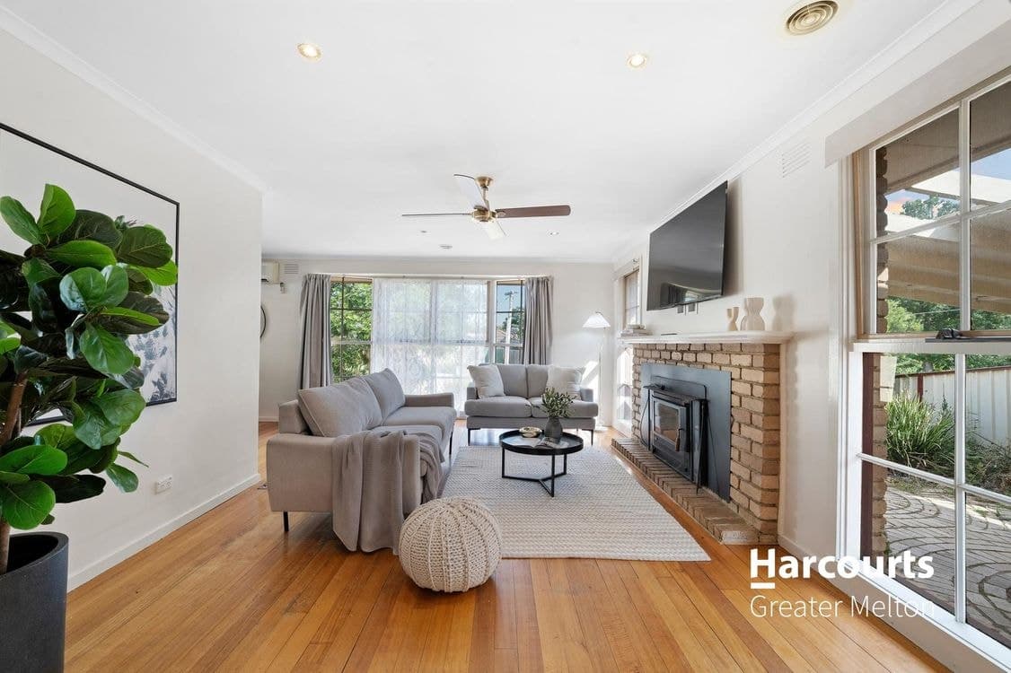 7 Murray Court, WERRIBEE, VIC 3030, Werribee - Thumbnail 2